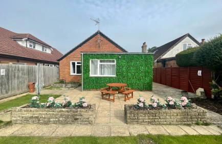 3 Bedroom 2 Bathroom Bungalow by CozyNest - Photo 10