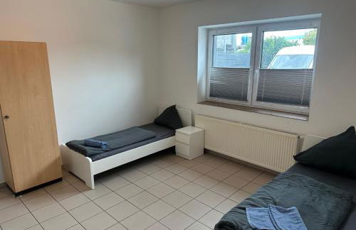 3 Schlafzimmer, Wohnzimmer, Küche, Bad, Terrasse, Parkplatz - Foto 14