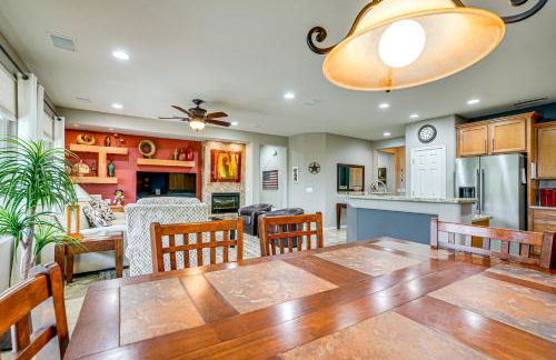 Backyard Paradise and Community Perks Buckeye Oasis - Foto 9