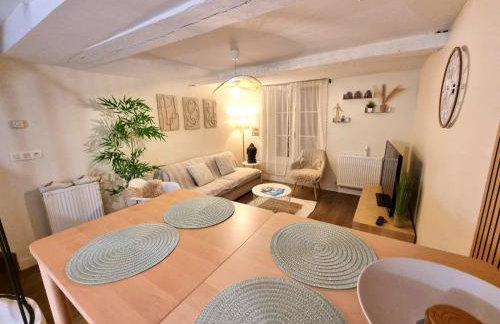 Bali'Sed Triplex bohème près du Château à Sedan, idéal 2 couples, ONLY ADULTS - Foto 7