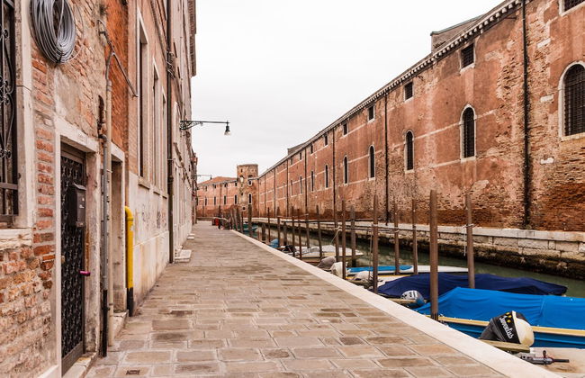 Corderie de la Tana Biennale Exhibition - Foto 25