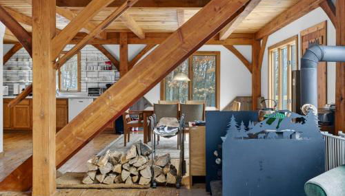 Cozy Mountain Retreat with Hot Tub & Fire Pit - Foto 5