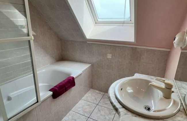 Attractive Holiday Home With Garden - Foto 16