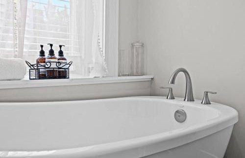 Historic 3-BR Downtown Bourbon Getaway - Foto 36