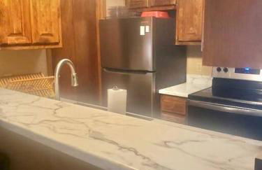 2bd condo w pool view deck 15mn from Kansas City - Photo 17