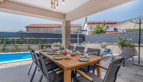 Villa with nice pool, luxuriously furnished, quiet area - by TRAVELER tourist agency Krk ID2389 - Foto 4