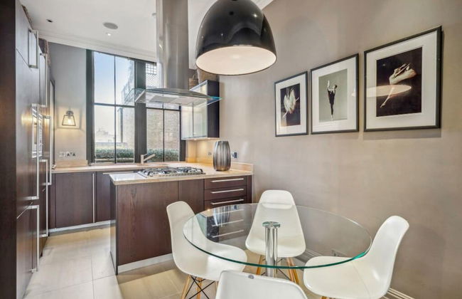 Knightsbridge Flat 3 Bed - Photo 10