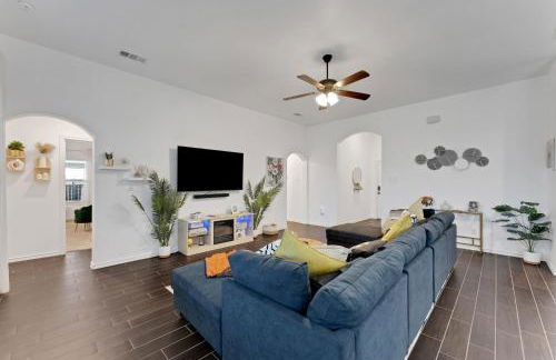 New Modern Bohemian Home Minutes from Epic Waters Indoor Park, Andretti Indoor Karting & Games, AT&T Stadium, Globe Life, Six Flags, Texas Life - Foto 15