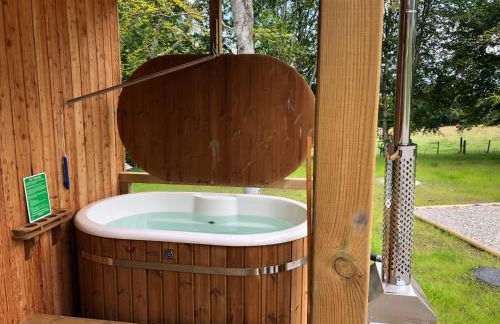 Breckland Lodge 2 with Hot Tub - Foto 2