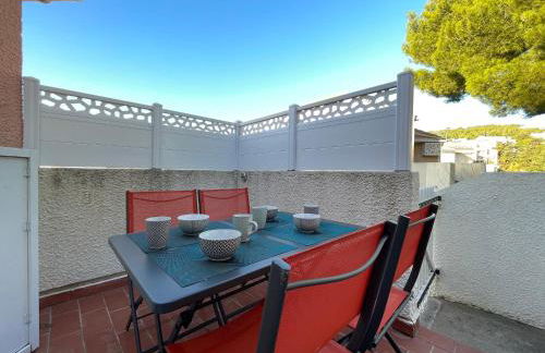 Appartement 2 pièces avec climatisation, terrasse et parking près des plages - FR-1-338-546 - Photo 8