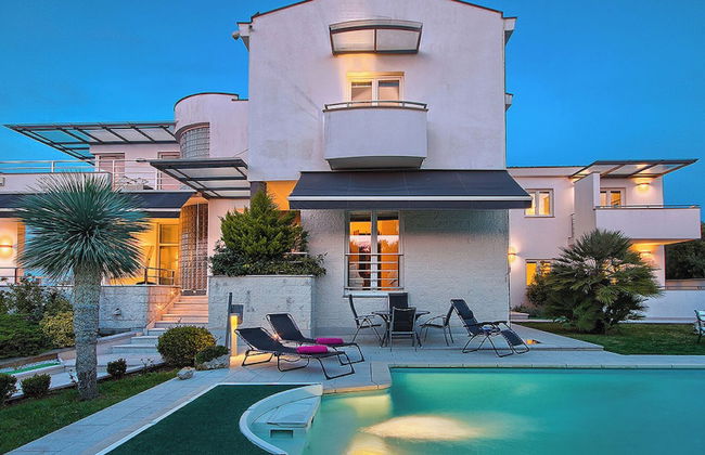 Villa Aylin, 5-bed, Next to the sea - Foto 1