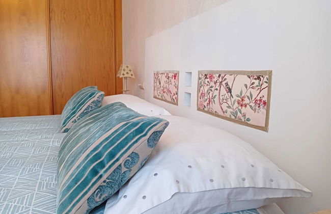 Piso con Piscina y Jardin Cerca de la Playa - Photo 3