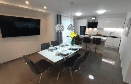 HOLIDAY HVAR lux - Photo 30