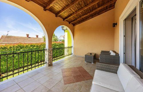 Villa Andrea for 17 people with private 40 m2 pool & pet friendly near Poreč - Photo 44