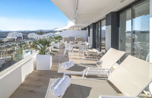 One80 Residences New corner Apartment with amazing sea view to Gibraltar & Africa - Photo 15