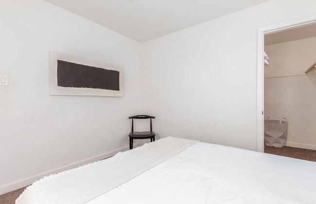 The Melrose ASU Pool Workspace Firepit - Photo 19