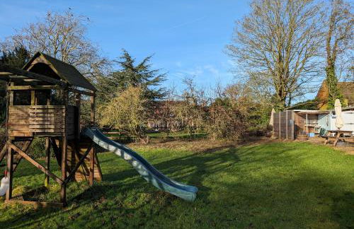 The Writer's Retreat Ground Floor Apartment - Photo 22