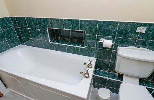 Bracken Lodge - Photo 14