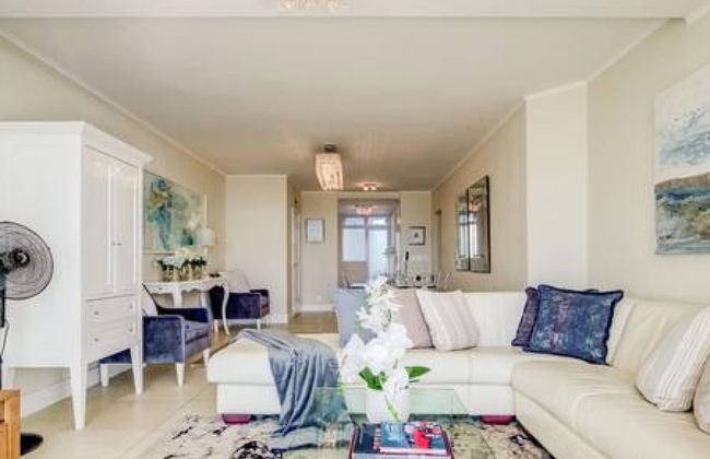 Aqua Views at the Waterclub in Cape Town - Photo 16