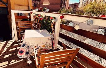 Precioso apartamento con a/a en Ruzafa con terracita privada y acceso a un jardín, para 2-3 personas - Photo 11