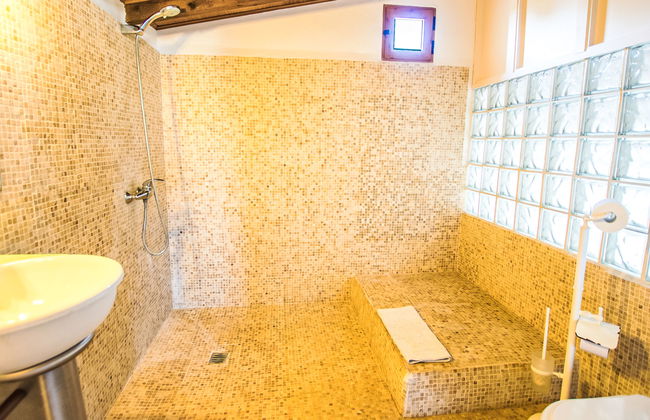 5 bedroom House in Maria de la Salut with private pool and garden - Photo 24