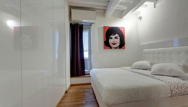 Central and Prime Apartment Near Duomo - Foto 5, Habitación