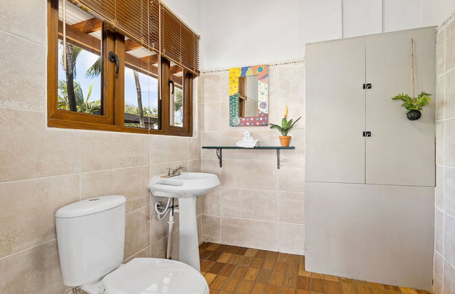 Spacious 4BR Villa Private Pool Cozy Location - Photo 19