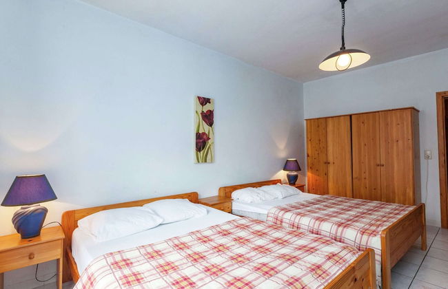 Holiday Home in Bastogne With Garden - Photo 9