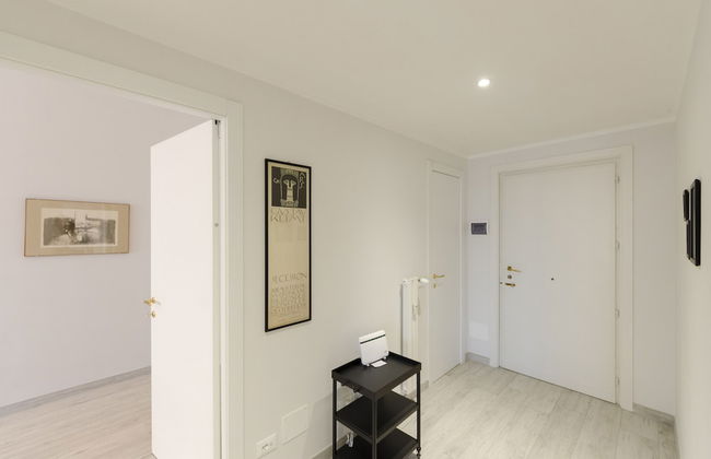 JOIVY Lovely Apt On The Historical Street Via Cantore - Foto 29