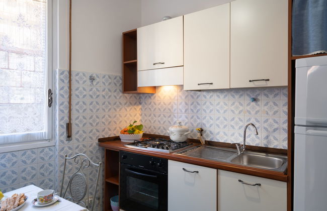 3 bedroom Apartment in Cipressa with terrace - Photo 7