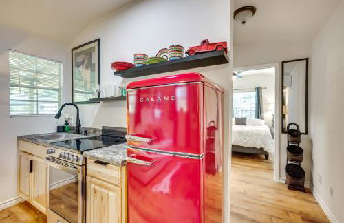 Cozy Montgomery Cottage with Porch, Near Lake Conroe - Foto 6