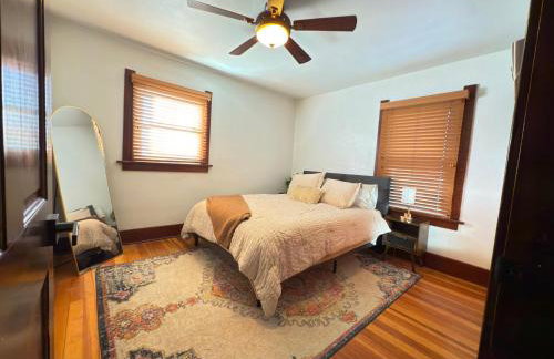 Cozy Craftsman Home Near UW and Downtown - Foto 23