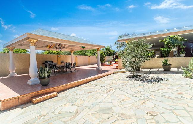 Large Villa With View! Private Pool Free Utilities! - Photo 70