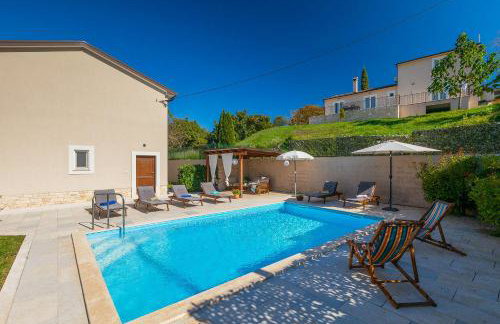 Traumhafte Finca mit Tischtennis, Spielplatz, Basketballplatz, Privatpool, Outdoor-Kueche - Foto 5