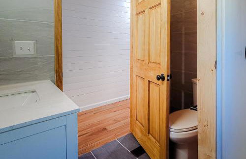 Cozy Home Sleeps 6 Hot Tub Fire Pit Free Ticket - Foto 21