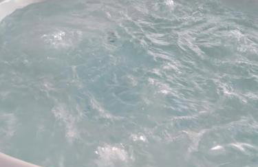 farm cottage with hottub - Foto 8