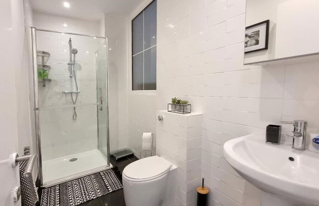 Astonishing House With Outdoor Seating BBQ - Foto 25