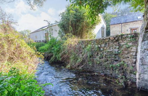 Miller's Lodge - Photo 3