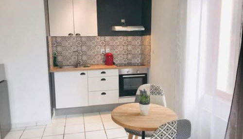 Le Studio du 14 parking gratuit et arrivée autonome - Foto 1