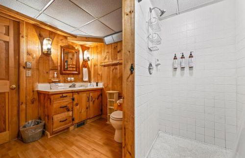 The Lakehouse at The Dunn Compound on the Lake - Foto 42