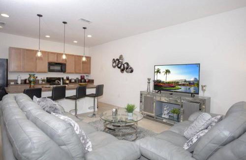 Amazing 4 beds with private pool near Disney - Foto 51