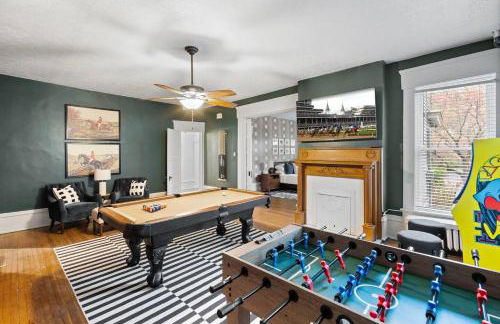 Bourbon Trail Duplex~ HOT TUB~ Walk to Downtown - Foto 4