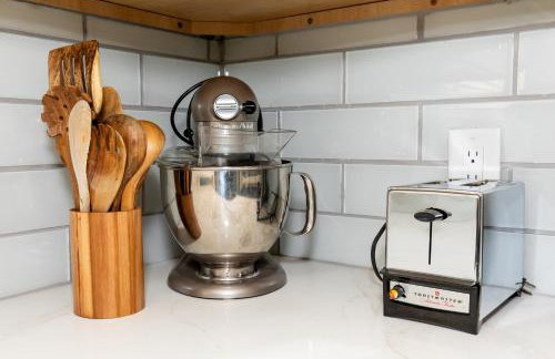 New Group Space - Sleeps 20! Near Sports Center - Photo 47