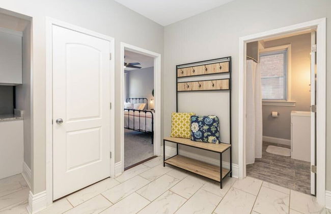 Cozy Family Home - Walk to MO Botanical Gardens - Photo 45