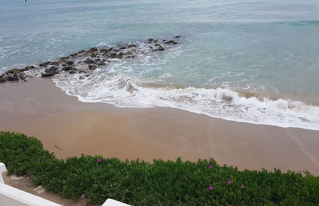 Pebble Luxury Suite by the Sea - Photo 30