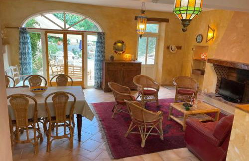 Mas des Lavandes - 3 gîtes de charme au calme avec grande piscine en Drôme-Provençale - Foto 14