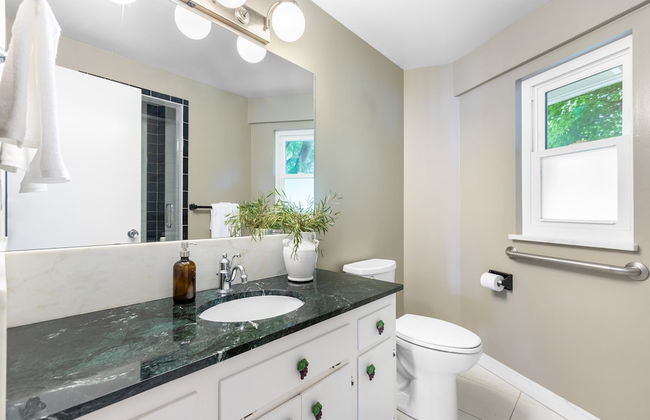 Wildflower by Avantstay Gorgeous Wine Country Home w/ Pool, Bocce Ball Court & Huge Yard! - Foto 21