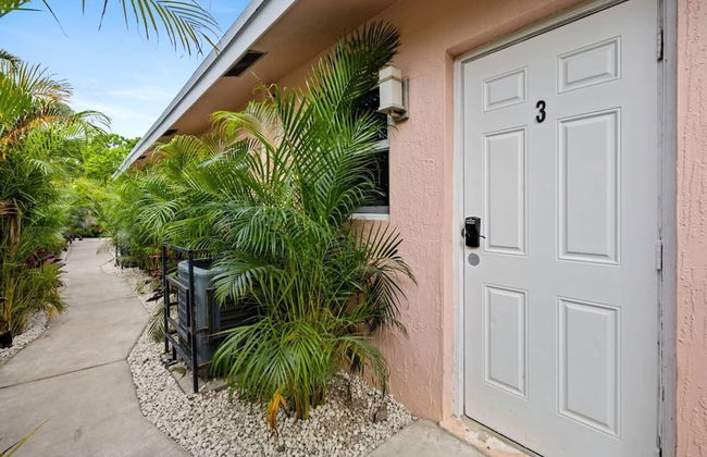 Spacious 2 BR Sailboat Bend - Photo 28