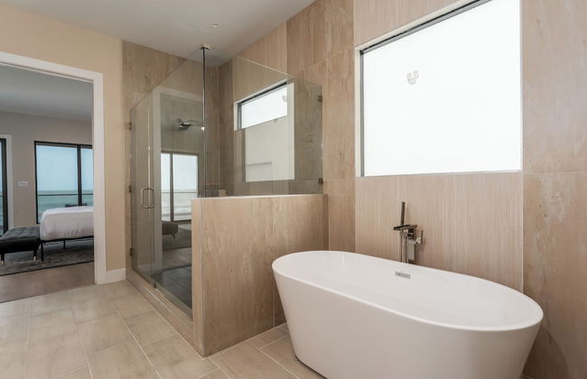 Spacious Bay - Photo 38