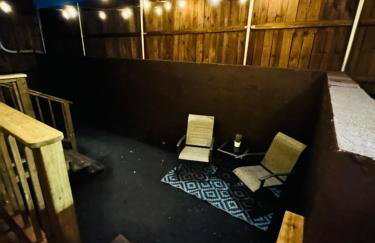 Golden Hour Getaway - Photo 12